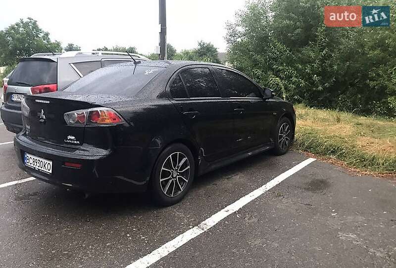 Седан Mitsubishi Lancer 2015 в Івано-Франківську
