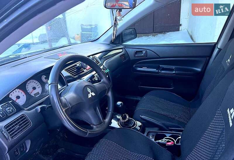 Седан Mitsubishi Lancer 2007 в Новоархангельске