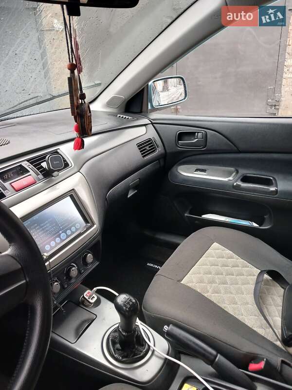 Седан Mitsubishi Lancer 2007 в Кропивницькому