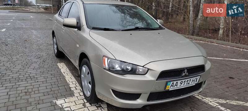 Седан Mitsubishi Lancer 2008 в Києві
