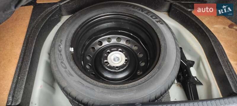 Седан Mitsubishi Lancer 2008 в Києві