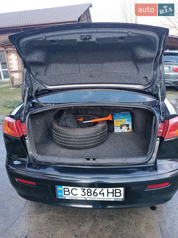 Седан Mitsubishi Lancer 2008 в Шептицькому