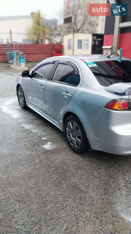 Седан Mitsubishi Lancer 2011 в Львове фото 12 Седан Mitsubishi Lancer 2011 в Львове
