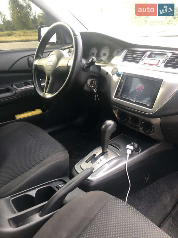 Седан Mitsubishi Lancer 2007 в Новомосковську