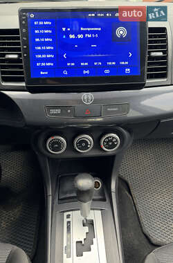 Седан Mitsubishi Lancer 2010 в Берегово
