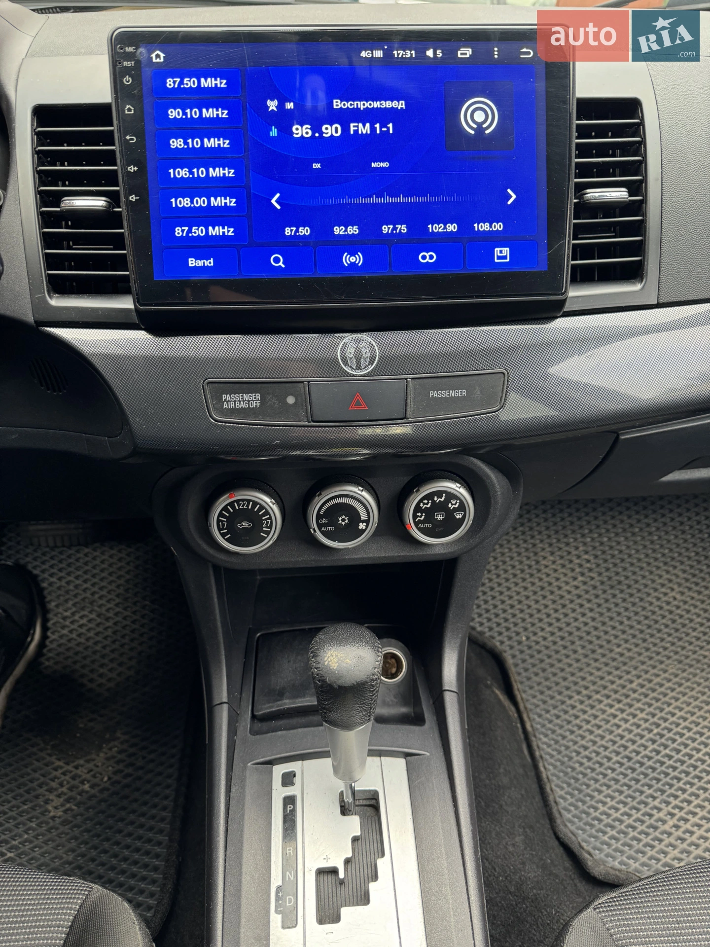 2010 Mitsubishi Lancer - мініатюра 5