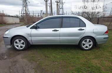 Седан Mitsubishi Lancer 2004 в Смілі