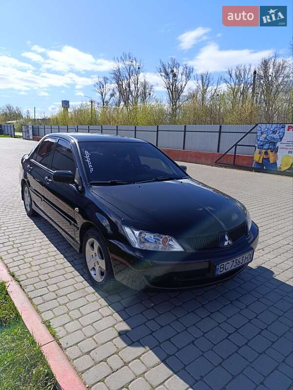 Седан Mitsubishi Lancer 2006 в Новом Роздоле