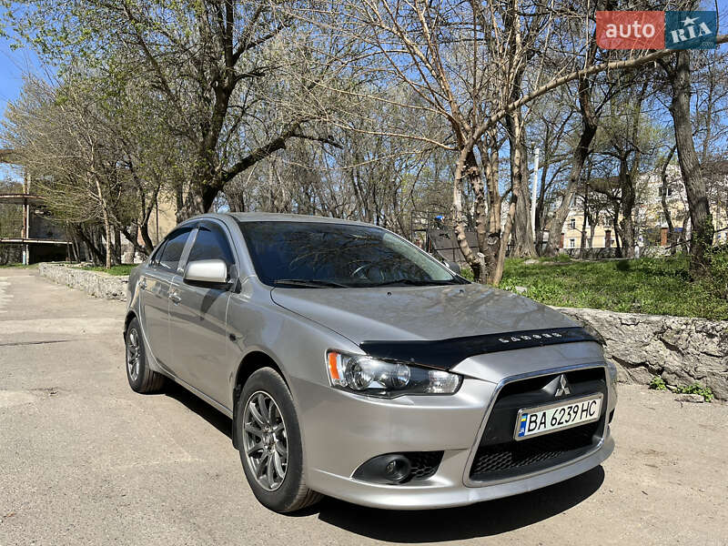 Mitsubishi Lancer 2012