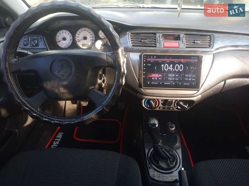 Седан Mitsubishi Lancer 2004 в Новомосковске фото 11 Седан Mitsubishi Lancer 2004 в Новомосковске