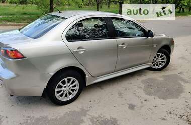 Седан Mitsubishi Lancer 2013 в Києві