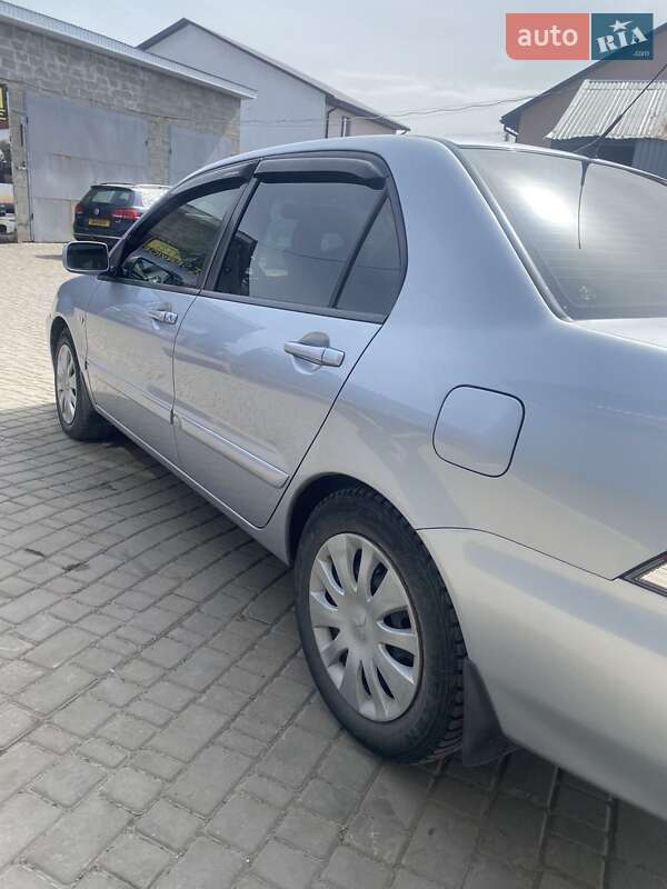 Седан Mitsubishi Lancer 2007 в Умани фото 3 Седан Mitsubishi Lancer 2007 в Умани