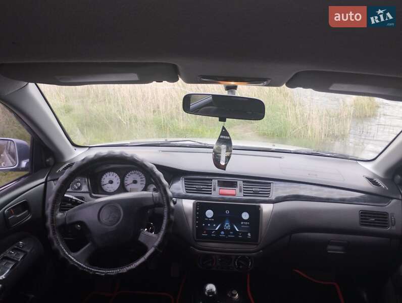Седан Mitsubishi Lancer 2004 в Новомосковске фото 15 Седан Mitsubishi Lancer 2004 в Новомосковске