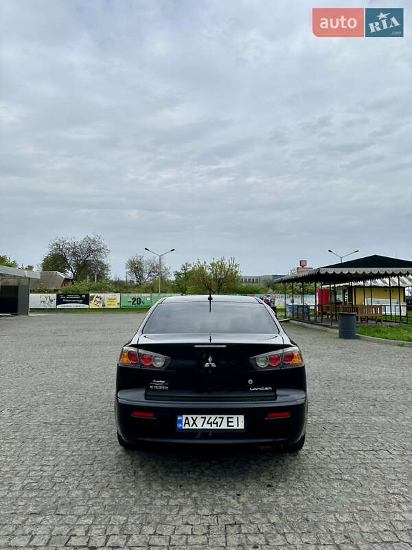Седан Mitsubishi Lancer 2012 в Полтаве