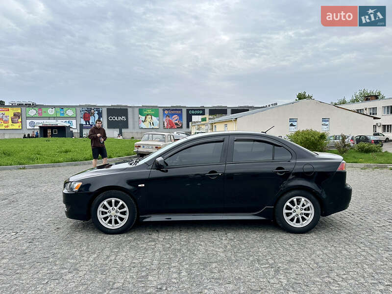 Седан Mitsubishi Lancer 2012 в Полтаве