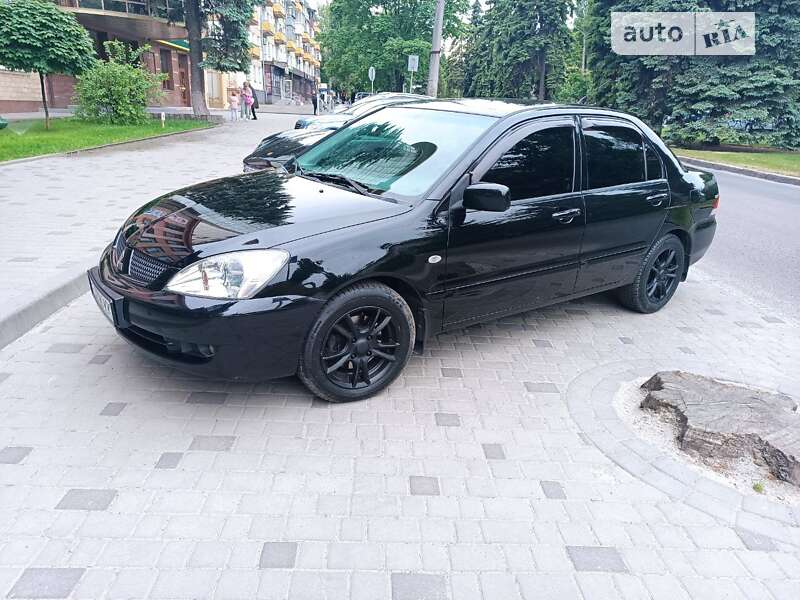 Седан Mitsubishi Lancer 2006 в Днепре