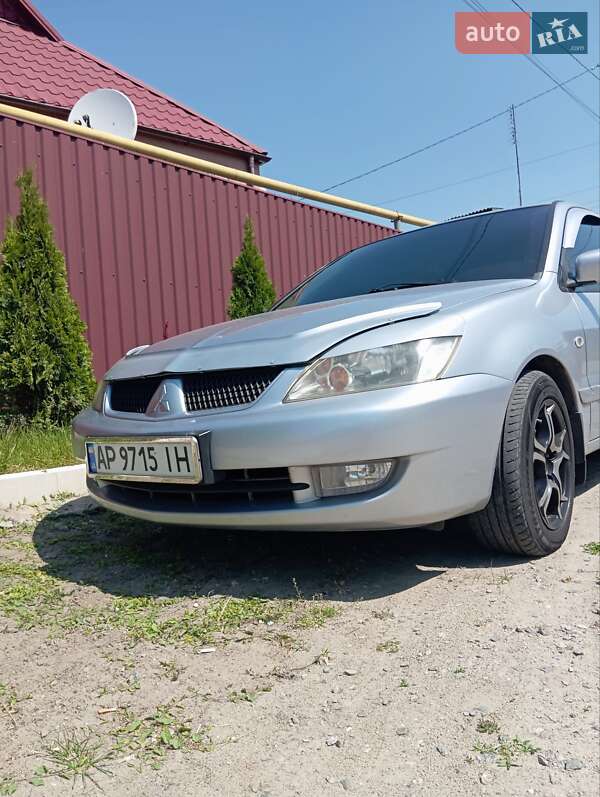 Седан Mitsubishi Lancer 2006 в Запоріжжі