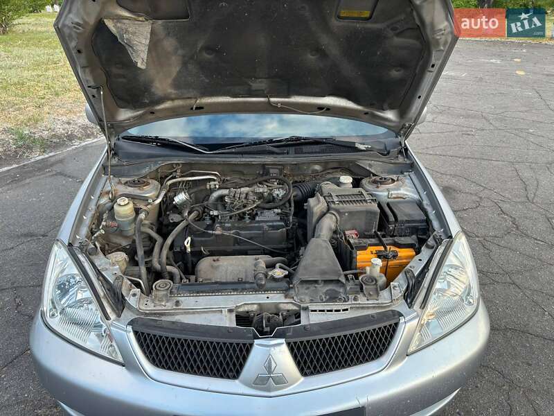 Седан Mitsubishi Lancer 2006 в Каменском фото 14 Седан Mitsubishi Lancer 2006 в Каменском