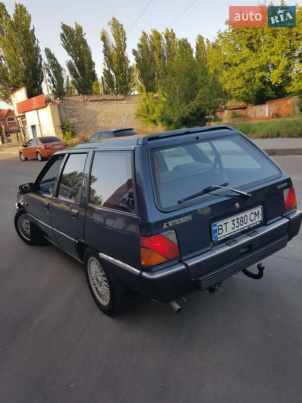 Универсал Mitsubishi Lancer 1987 в Херсоне