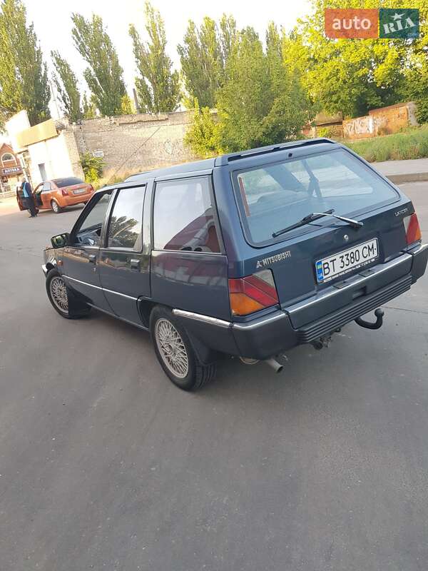 Универсал Mitsubishi Lancer 1987 в Херсоне