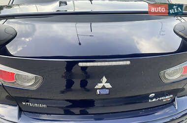 Седан Mitsubishi Lancer 2013 в Києві