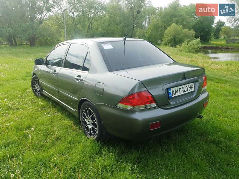 Седан Mitsubishi Lancer 2007 в Звягелі