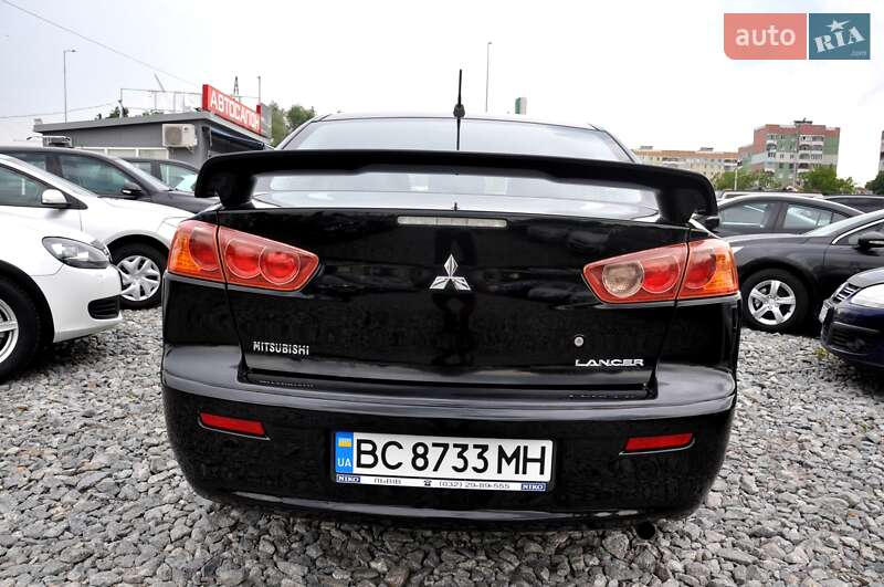 Седан Mitsubishi Lancer 2010 в Львові