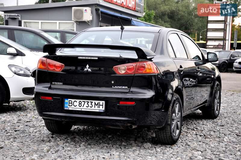 Седан Mitsubishi Lancer 2010 в Львові