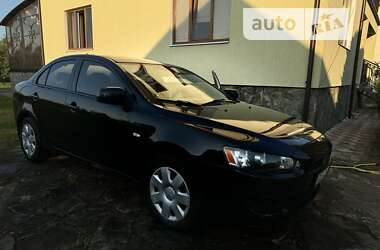 Седан Mitsubishi Lancer 2008 в Черновцах