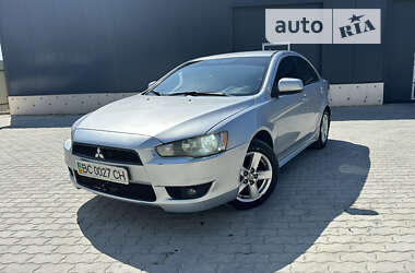 Седан Mitsubishi Lancer 2009 в Львове