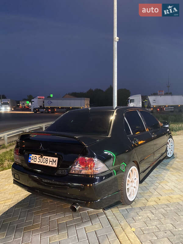Седан Mitsubishi Lancer 2006 в Гайсину