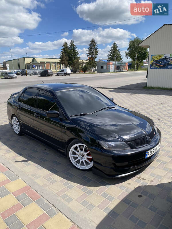 Седан Mitsubishi Lancer 2006 в Гайсину