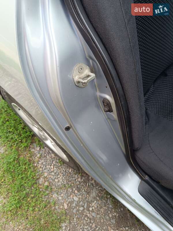 Седан Mitsubishi Lancer 2006 в Дударкове фото 7 Седан Mitsubishi Lancer 2006 в Дударкове