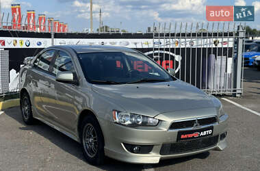 Седан Mitsubishi Lancer 2007 в Киеве