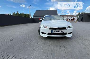 Седан Mitsubishi Lancer 2012 в Березане