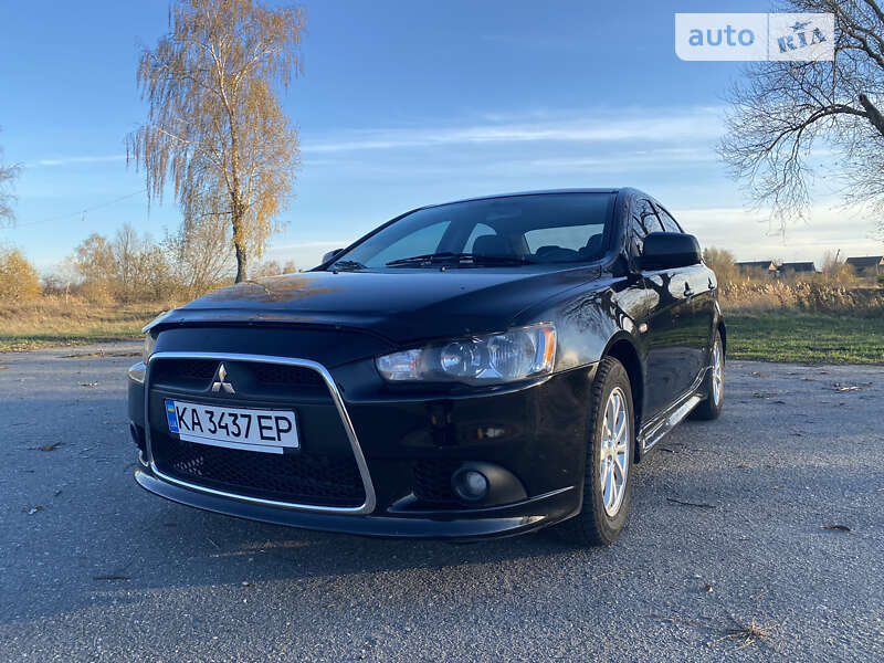 Седан Mitsubishi Lancer 2012 в Полонном