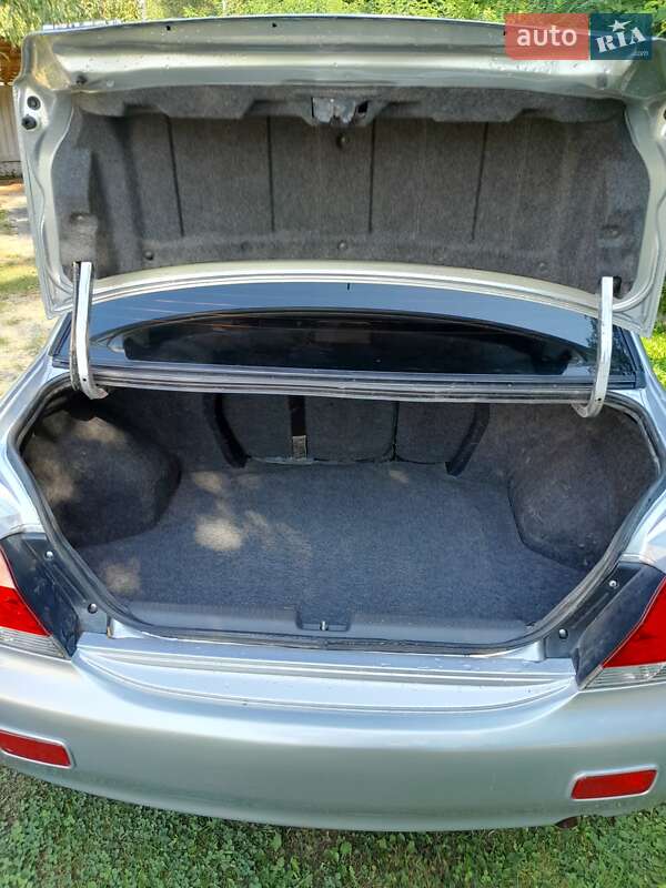 Седан Mitsubishi Lancer 2006 в Ивано-Франковске
