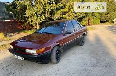 Лифтбек Mitsubishi Lancer 1990 в Жовкве