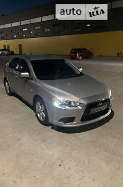 Хэтчбек Mitsubishi Lancer 2010 в Львове