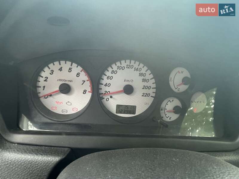 Седан Mitsubishi Lancer 2006 в Виноградове фото 6 Седан Mitsubishi Lancer 2006 в Виноградове