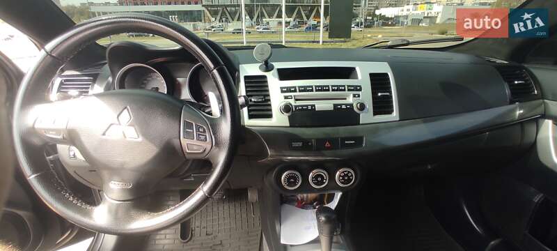 Седан Mitsubishi Lancer 2007 в Львове фото 3 Седан Mitsubishi Lancer 2007 в Львове