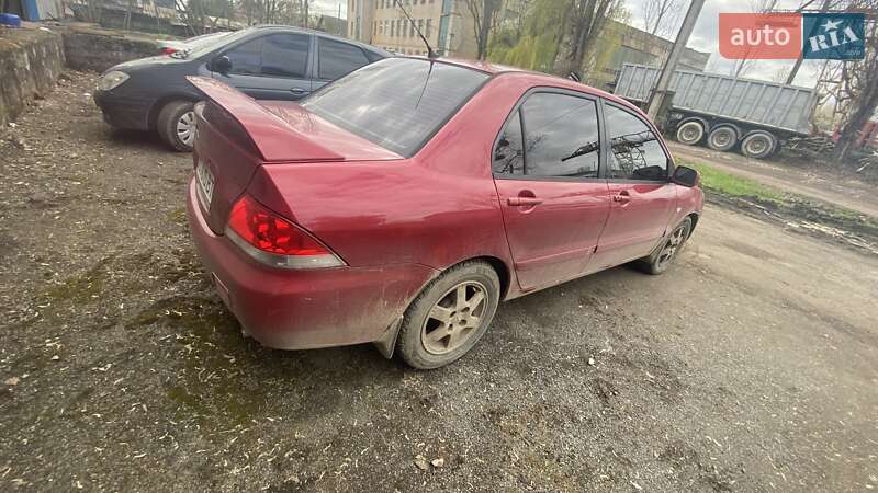 Седан Mitsubishi Lancer 2004 в Ужгороде фото 6 Седан Mitsubishi Lancer 2004 в Ужгороде