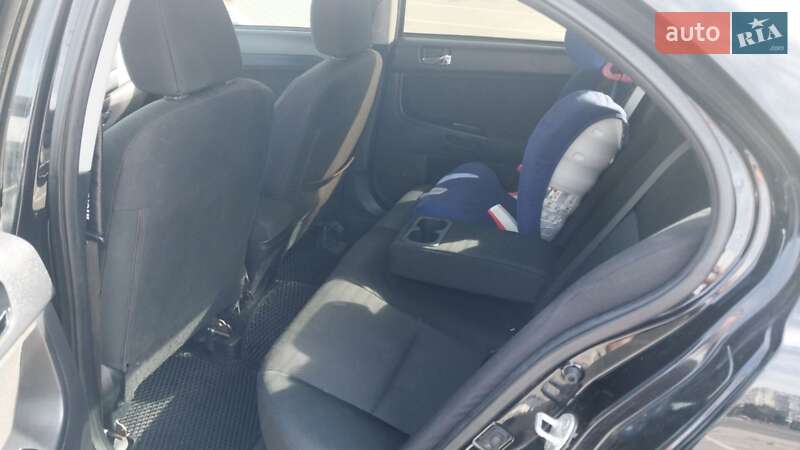 Седан Mitsubishi Lancer 2007 в Киеве