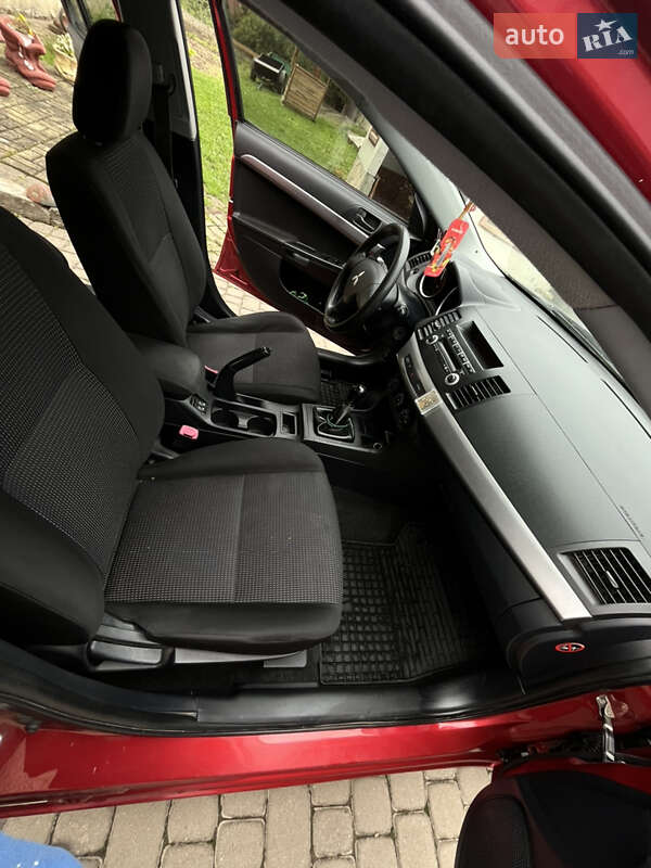 Седан Mitsubishi Lancer 2008 в Львове