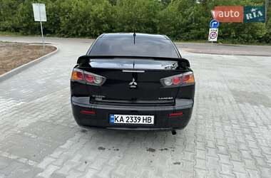 Седан Mitsubishi Lancer 2017 в 