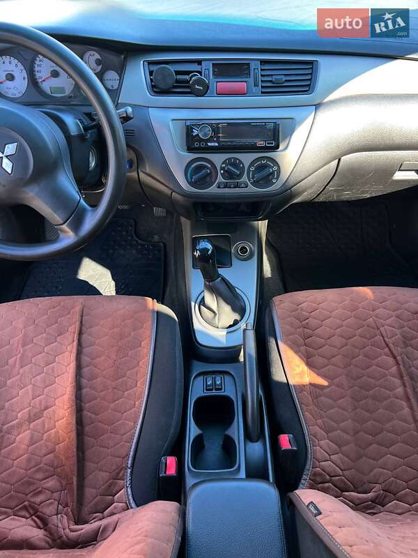 Седан Mitsubishi Lancer 2006 в Запоріжжі