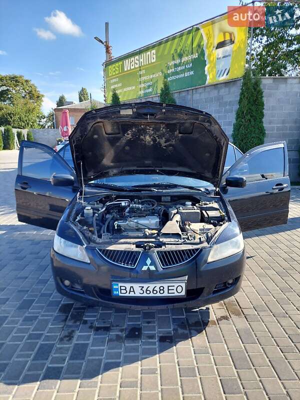 Седан Mitsubishi Lancer 2005 в Кропивницком