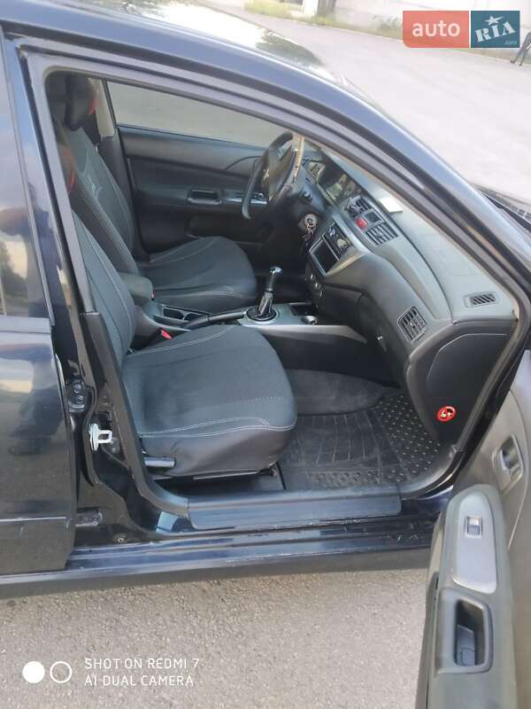 Седан Mitsubishi Lancer 2006 в Кривом Роге
