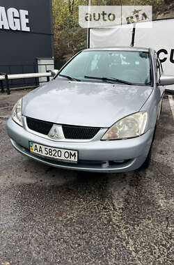 Седан Mitsubishi Lancer 2006 в Киеве