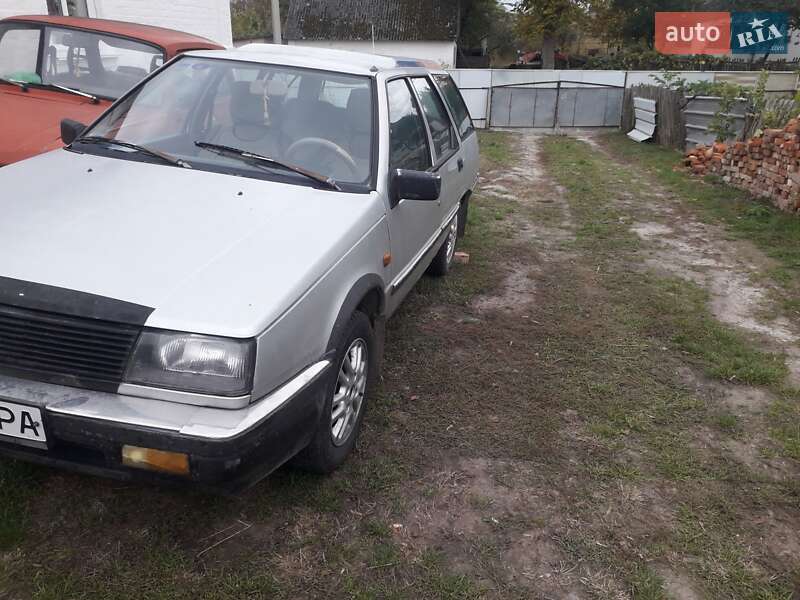 Универсал Mitsubishi Lancer 1987 в Сквире